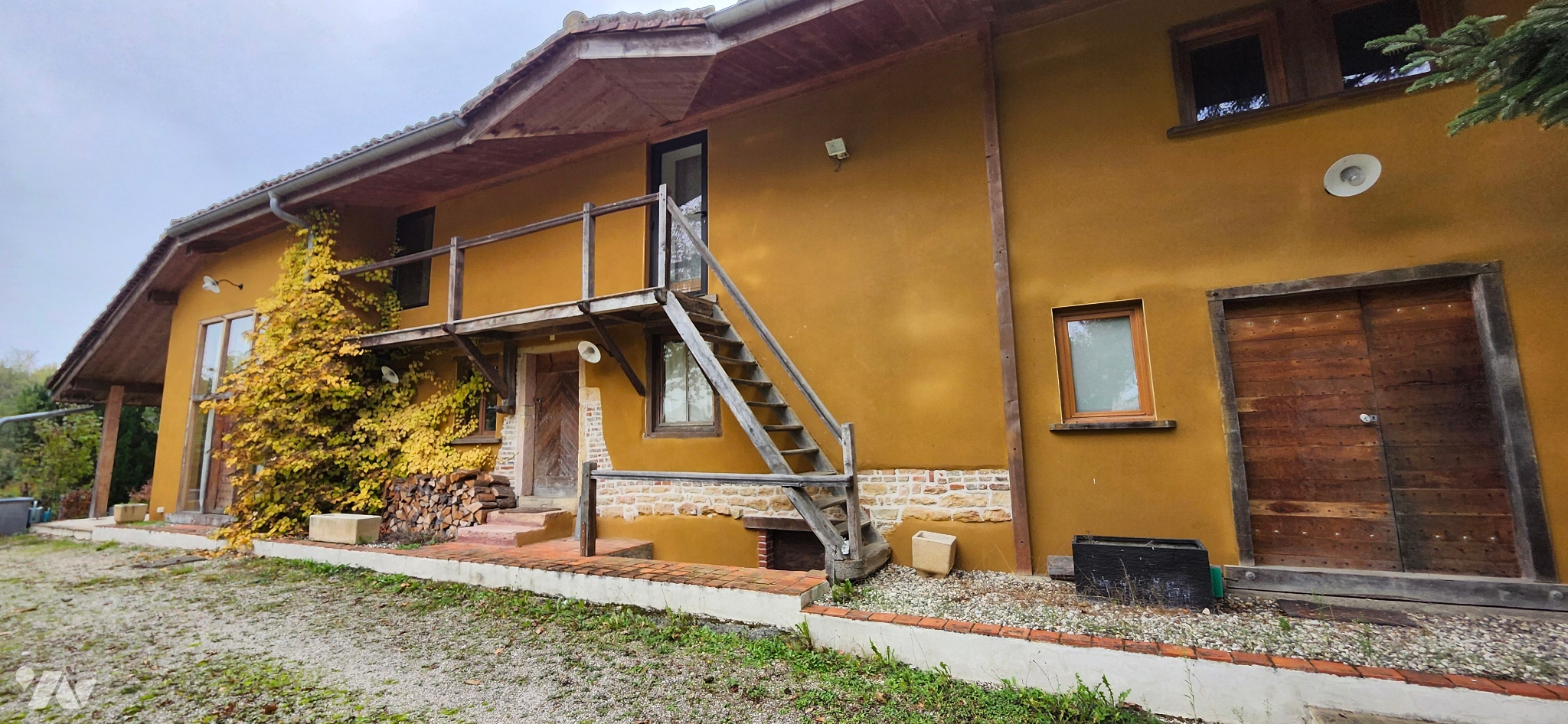 VNI maison-ROMENAY (71)