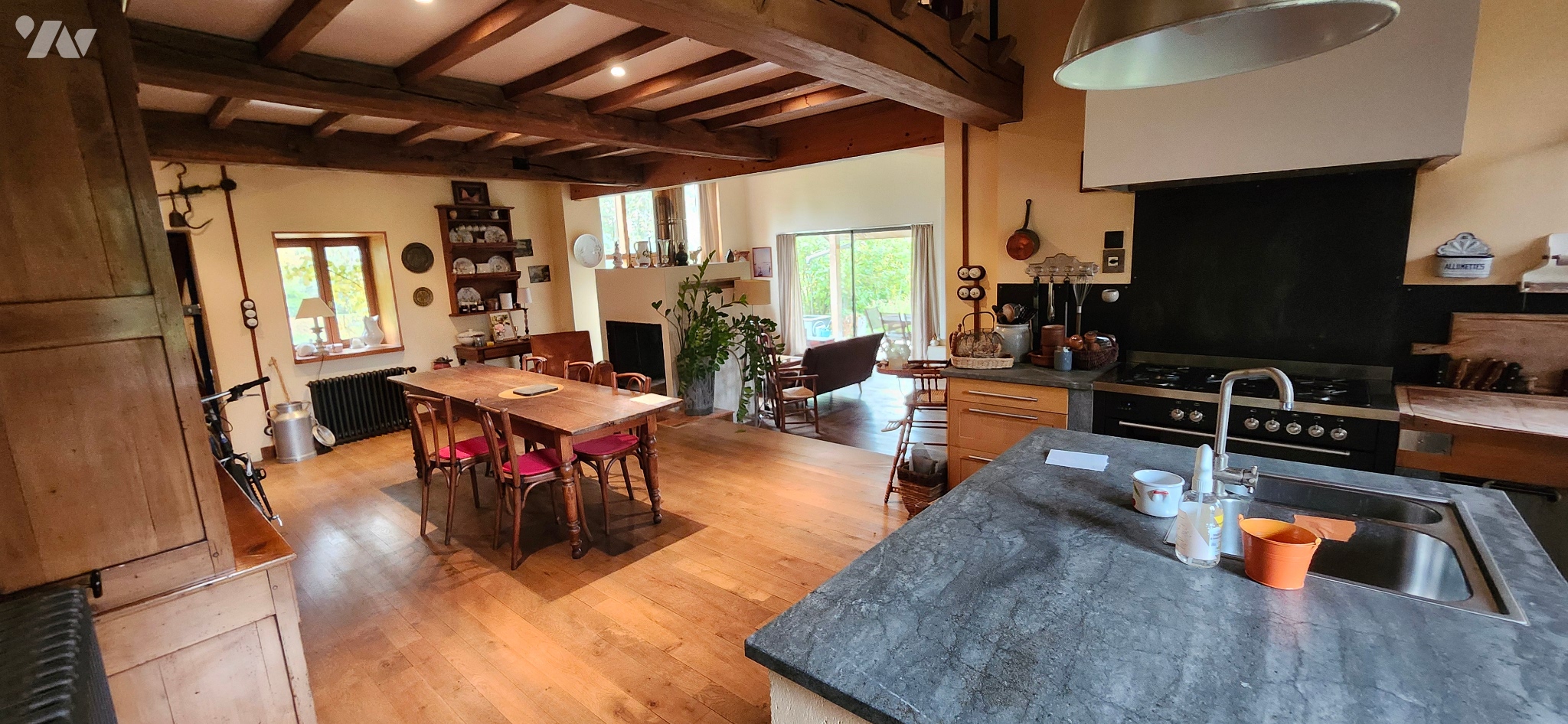 VNI maison-ROMENAY (71)