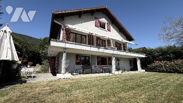 Maison 5 pièces 121 m² · à Sevrier · 121 m² · 883 300 €