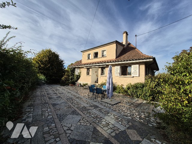 Maison 7 pièces 185 m² · à Collonges-sous-Salève · 185 m² · 590 000 €