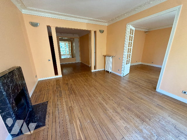 Appartement 4 pièces 119 m² · à Paris 15e Arrondissement · 118,7 m² · 1 400 000 €