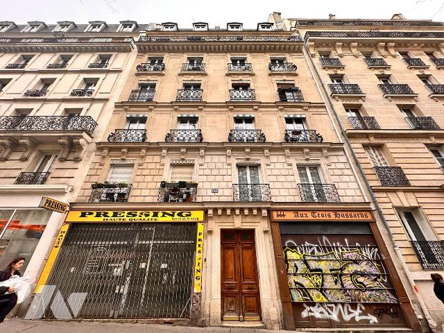 Appartement 2 pièces 45 m² · à Paris 11e Arrondissement · 44,8 m² · 290 000 €