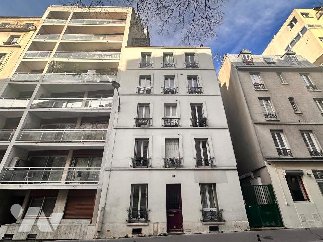 Appartement 1 pièce 14 m² · à Paris 20e Arrondissement · 14,2 m² · 110 000 €