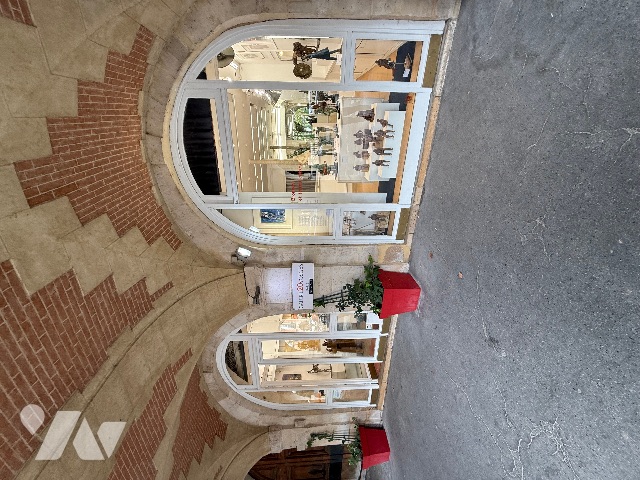 Local d'activités 141m² — Paris 4e Arrondissement