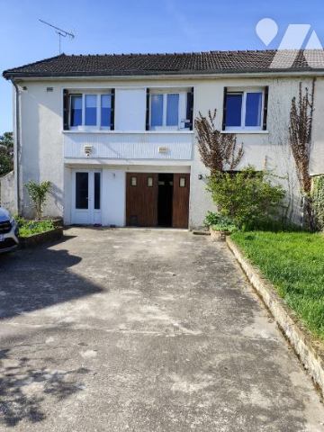 Maison 6 pièces 99 m² · à Gambais · 99 m² · 194 000 €