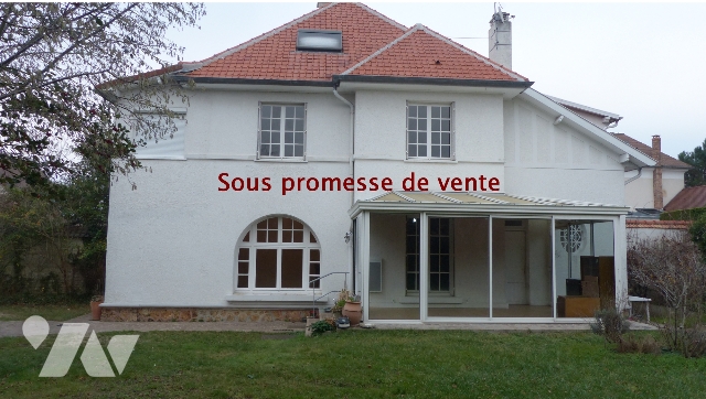 Maison 6 pièces 157 m² · à Croissy-sur-Seine · 157 m² · 660 000 €