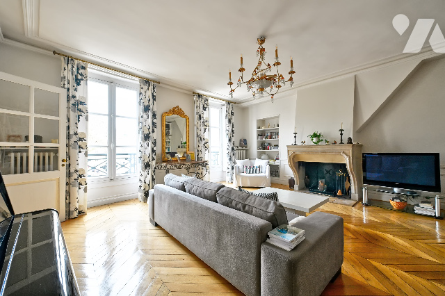 Appartement 6 pièces 162 m² · à Versailles · 162 m² · 1 390 000 €