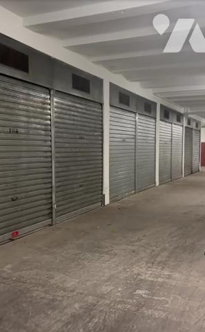 Garage — Paris 19e Arrondissement