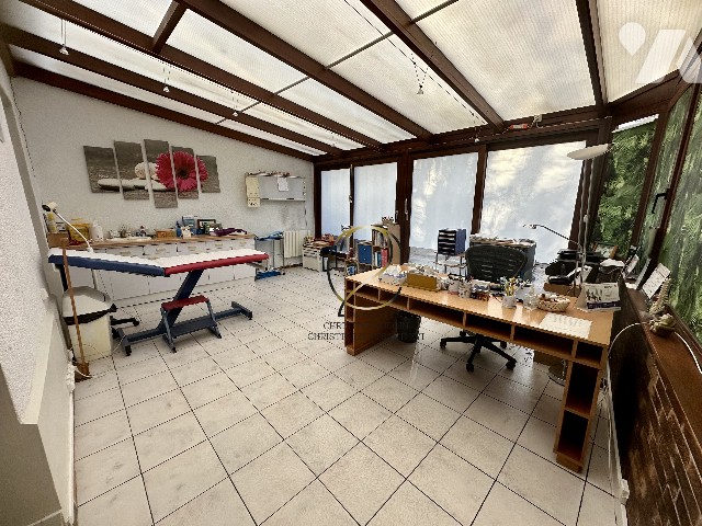 Local d'activités 41m² — Margency
