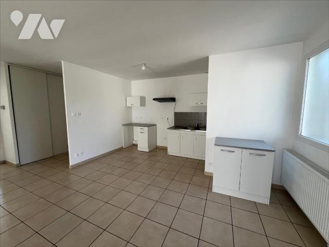 Location - Appartement - ATTIGNAT - 3 pièces - 01013-1087300