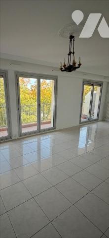 Vente - Appartement - REIMS - 5 pièces - 02005-1074836