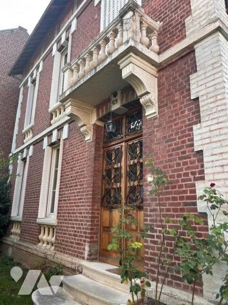 Maison 5 pièces 159 m² · à Laon · 158,6 m² · 230 000 €
