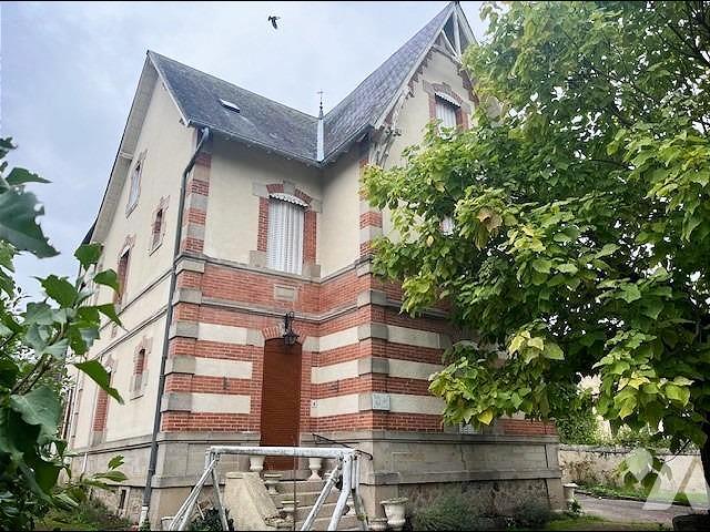 MAI 277m²