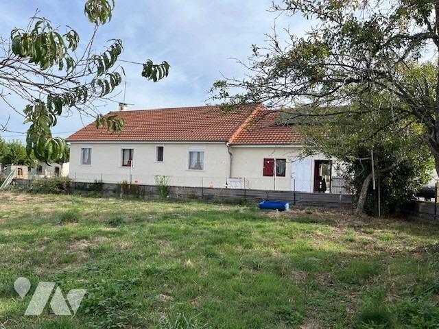 Maison 4 pièces 90 m² · à Ygrande · 90 m² · 100 000 €
