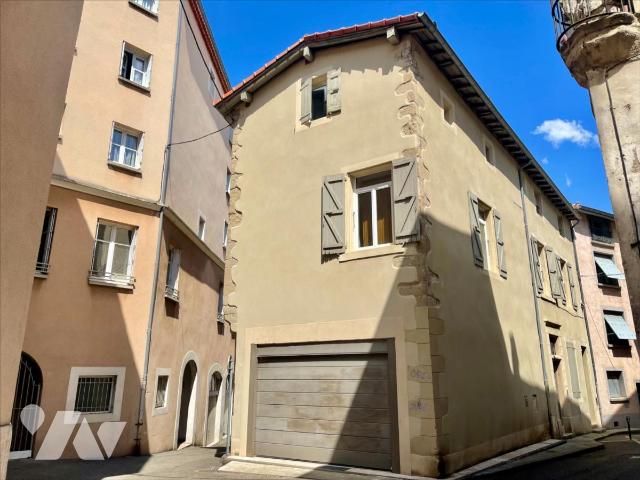 Maison 6 pièces 203 m² · à Tournon-sur-Rhône · 203 m² · 248 000 €
