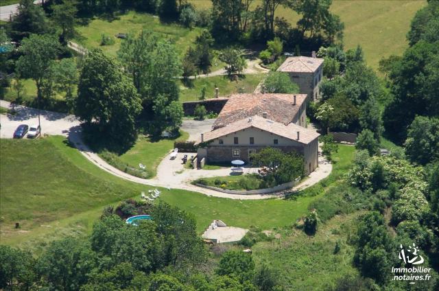 Vente - Maison - Boffres - 650.0m² - 30 pièces - Ref : 023