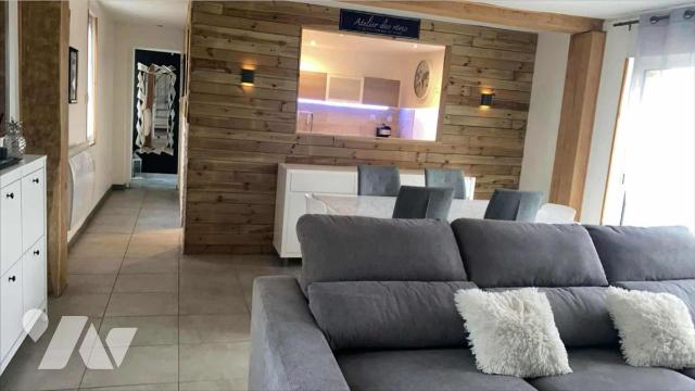 Location - Maison / villa - LIVAROT - 122 m² - 6 pièces - LOC-DUP