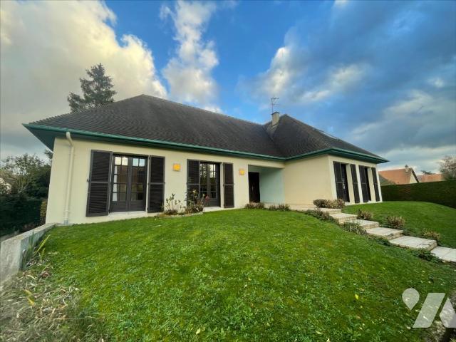 Maison 8 pièces 210 m² · à Biéville-Beuville · 210 m² · 418 000 €