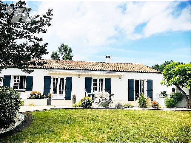 Vente Maison / villa ST LAURENT DE LA PREE