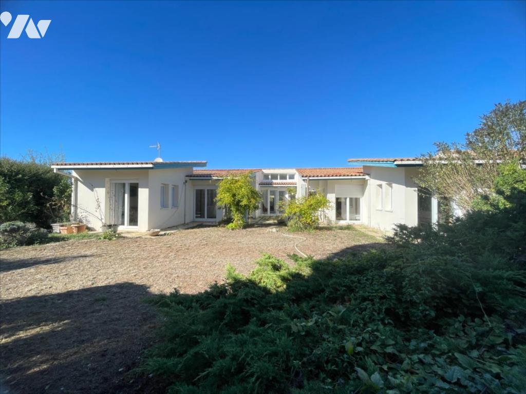 Maison 5 pièces 156 m² · à Saint-Rogatien · 156 m² · 460 000 €