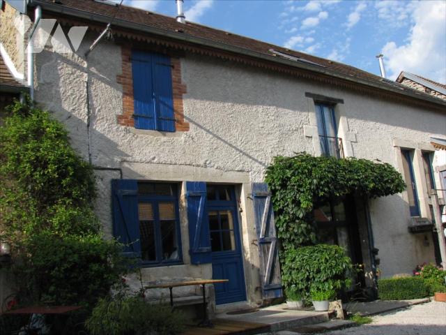 Maison 10 pièces 160 m² · à Sombernon · 160 m² · 296 000 €
