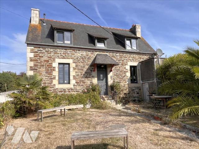 Maison 90m² — Plouguiel
