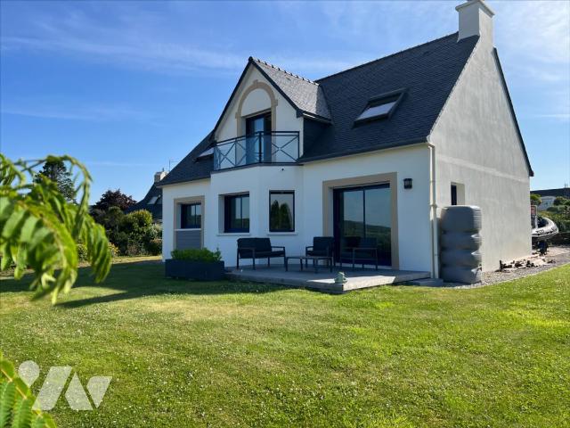 Maison 6 pièces 115 m² · à Plomodiern · 115 m² · 430 000 €