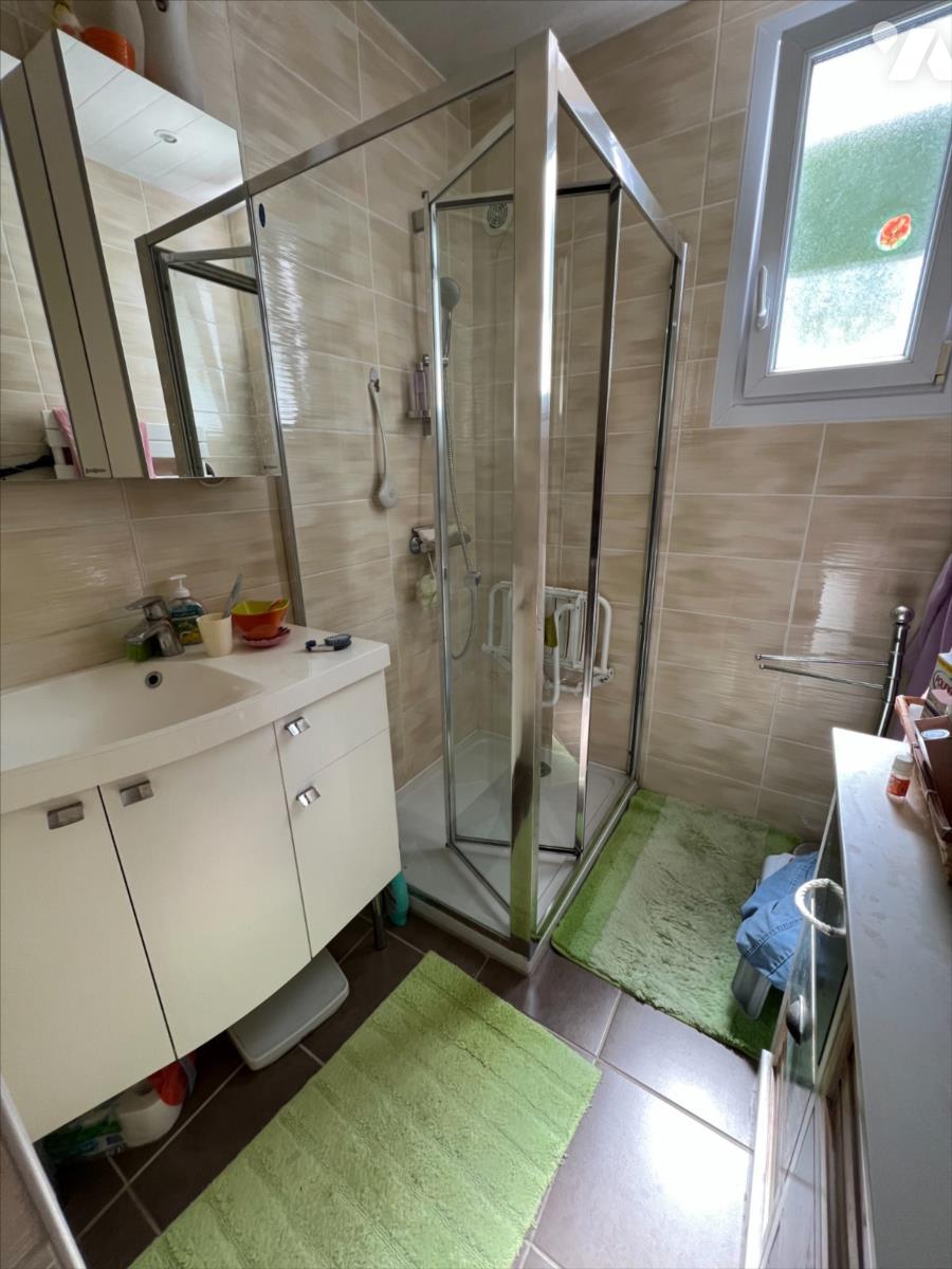 VENTE maison-CHATEAULIN (29)