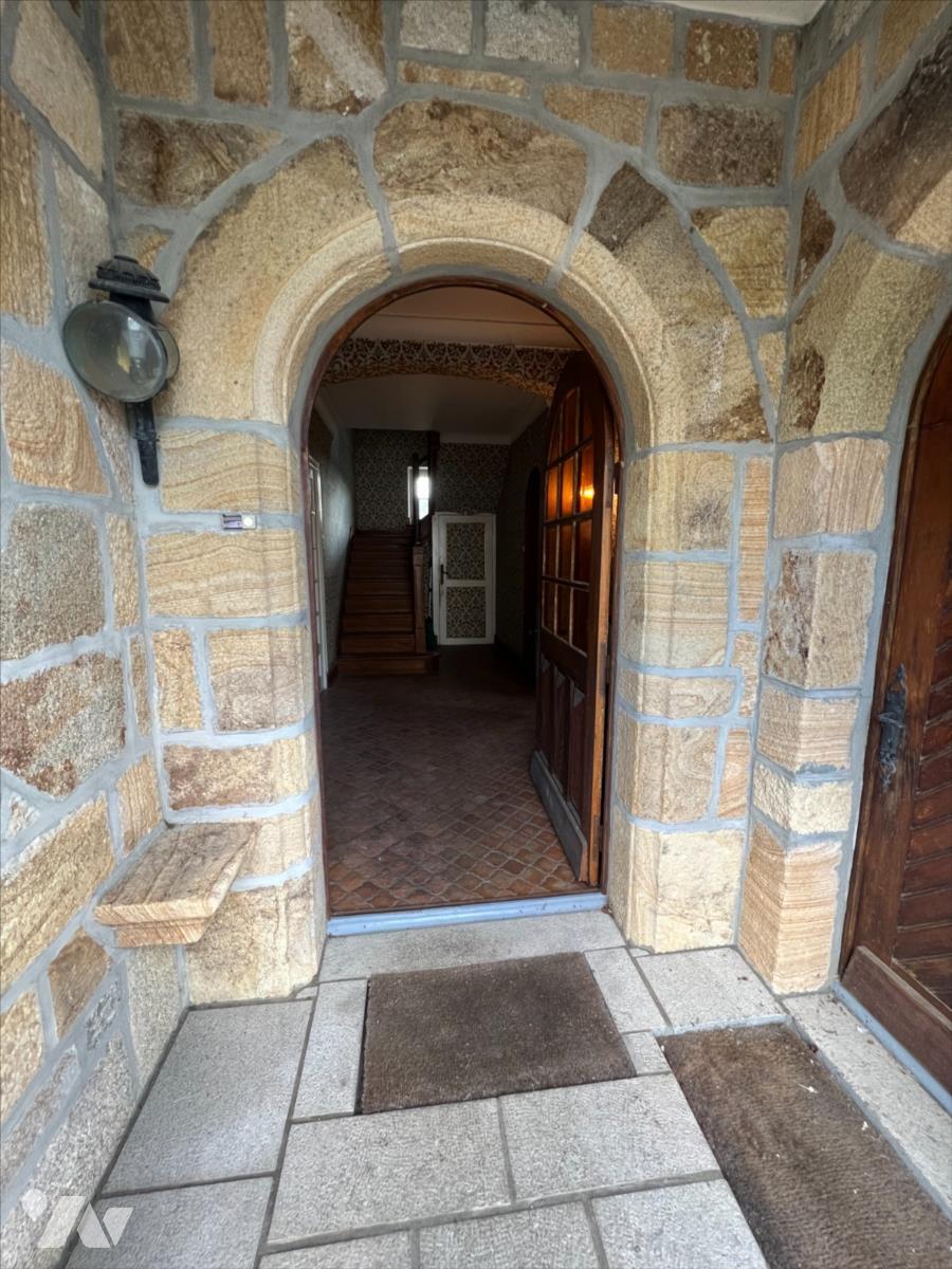 VENTE maison-CHATEAULIN (29)