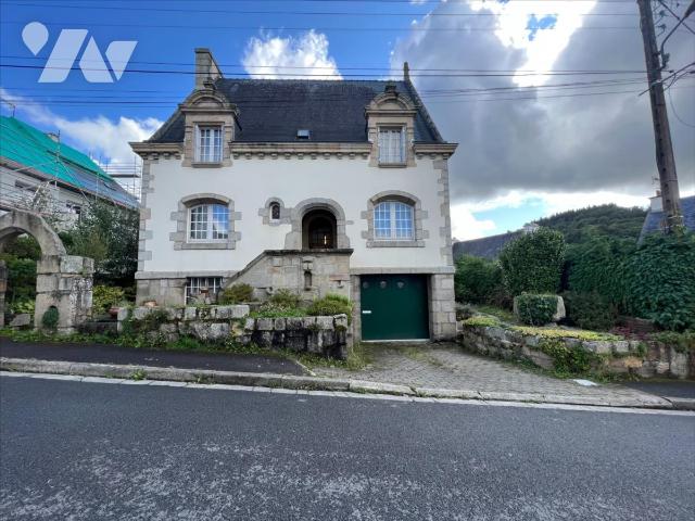 Vente - Maison / villa - CHATEAULIN - 148 m² - 6 pièces - 29060-1089088