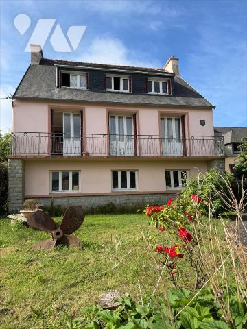 Maison 5 pièces 156 m² · à Telgruc-sur-Mer · 156 m² · 220 000 €