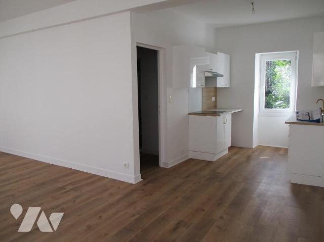 Vente - Maison / villa - LE SAINT - 97 m² - 5 pièces - 29064-1088088