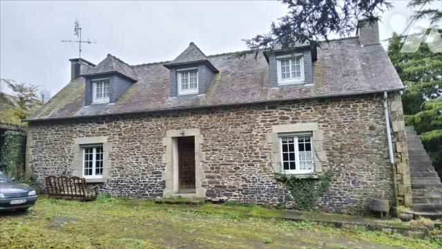 Maison 6 pièces 106 m² · à Carnoët · 106 m² · 65 000 €