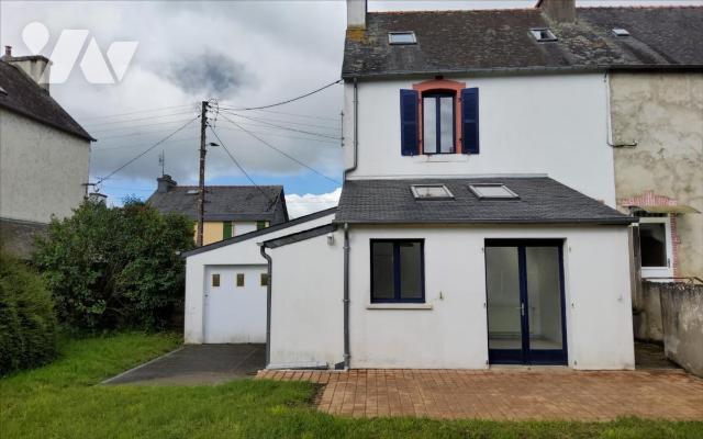 Maison 5 pièces 103 m² · à Carhaix-Plouguer · 103 m² · 124 000 €