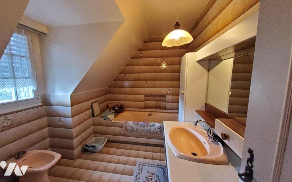 VENTE maison-CARHAIX PLOUGUER (29)