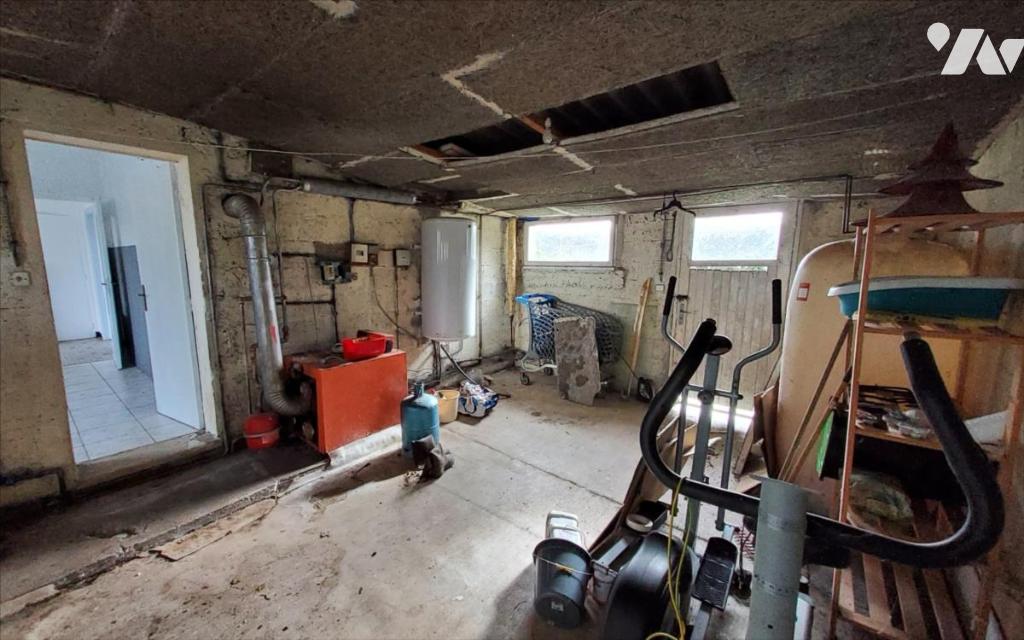 VENTE maison-CARHAIX PLOUGUER (29)