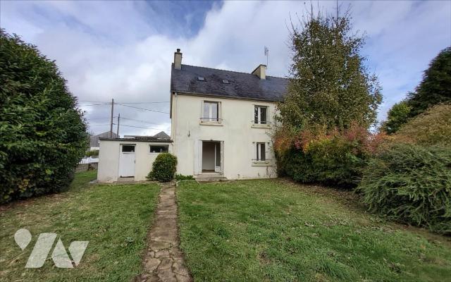 Sale - House/Villa - CARHAIX PLOUGUER - 91 m² - 5 rooms - 29066-1078744