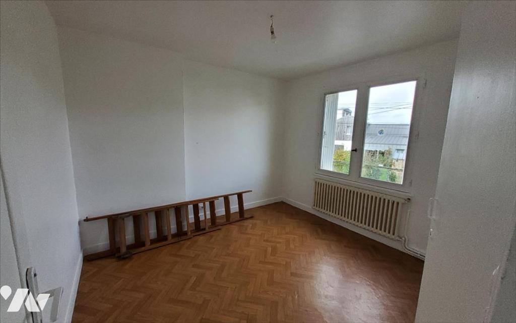 VENTE maison-CARHAIX PLOUGUER (29)