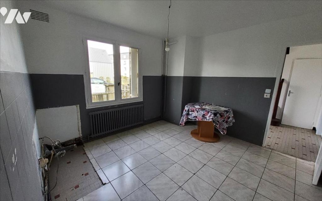 VENTE maison-CARHAIX PLOUGUER (29)