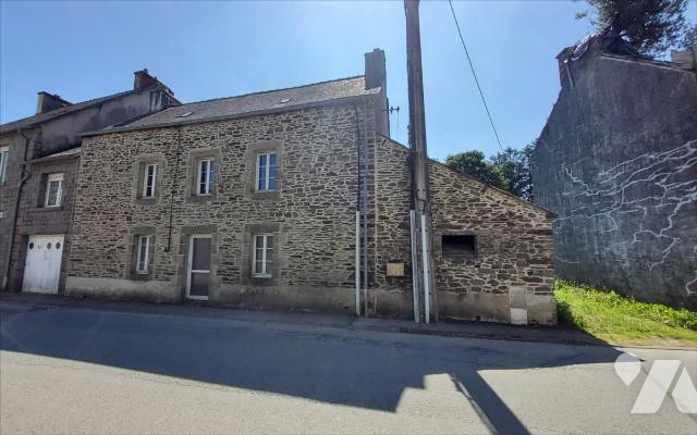Maison 4 pièces 95 m² · à Maël-Carhaix · 95 m² · 60 000 €