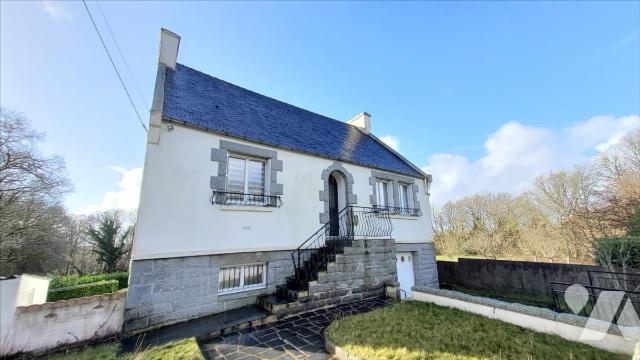 Maison 4 pièces 92 m² · à Brennilis · 92 m² · 120 000 €