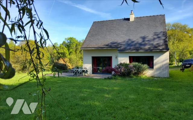 Maison 7 pièces 119 m² · à Carhaix-Plouguer · 119 m² · 195 000 €