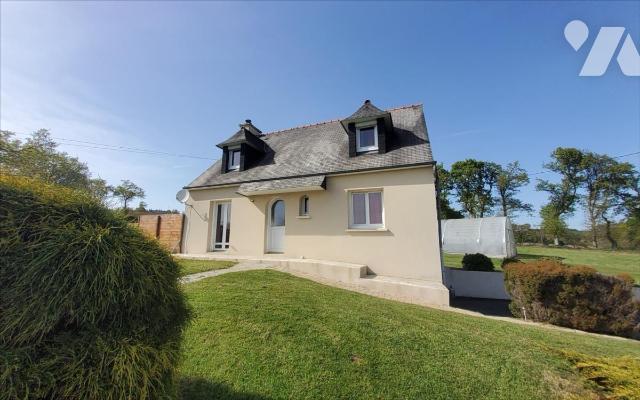 Maison 6 pièces 108 m² · à Trébrivan · 108 m² · 190 000 €