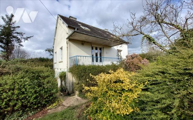 Maison 4 pièces 100 m² · à Carhaix-Plouguer · 100 m² · 125 000 €