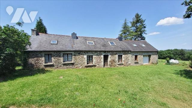 Maison 5 pièces 125 m² · à Poullaouen · 125 m² · 200 000 €