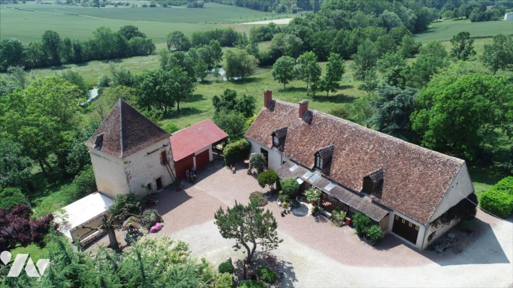 Maison 4 pièces 135 m² · à Poulaines · 135 m² · 220 000 €