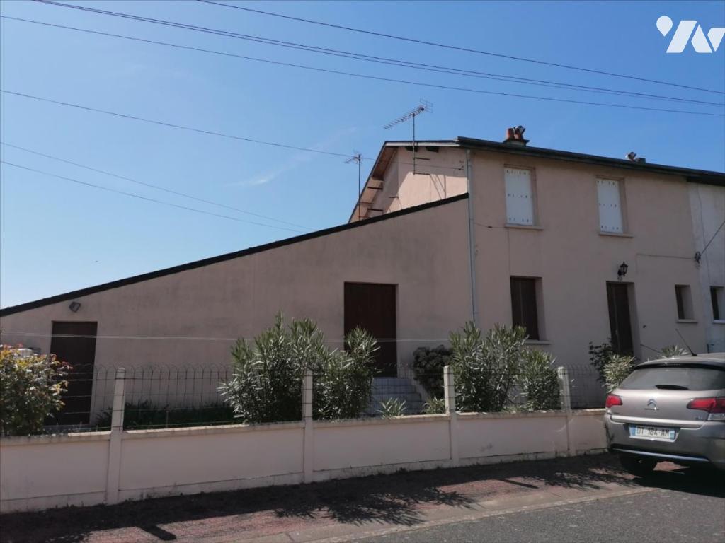 VENTE maison-DESCARTES (37)