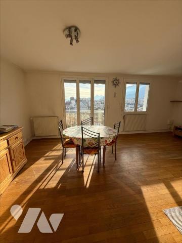 Appartement 3 pièces 68 m² · à Grenoble · 68 m² · 160 000 €