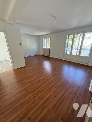 Appartement 3 pièces 60 m² · à Seyssinet-Pariset · 60 m² · 135 000 €