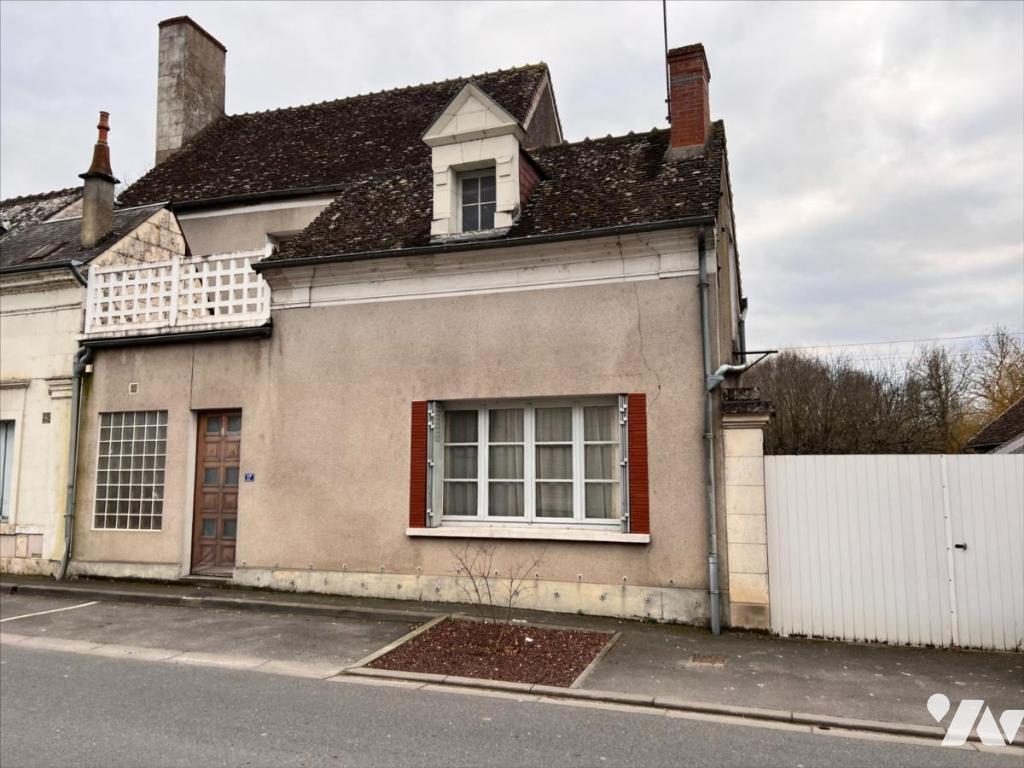 Maison 6 pièces 151 m² · à Thésée · 151 m² · 100 000 €